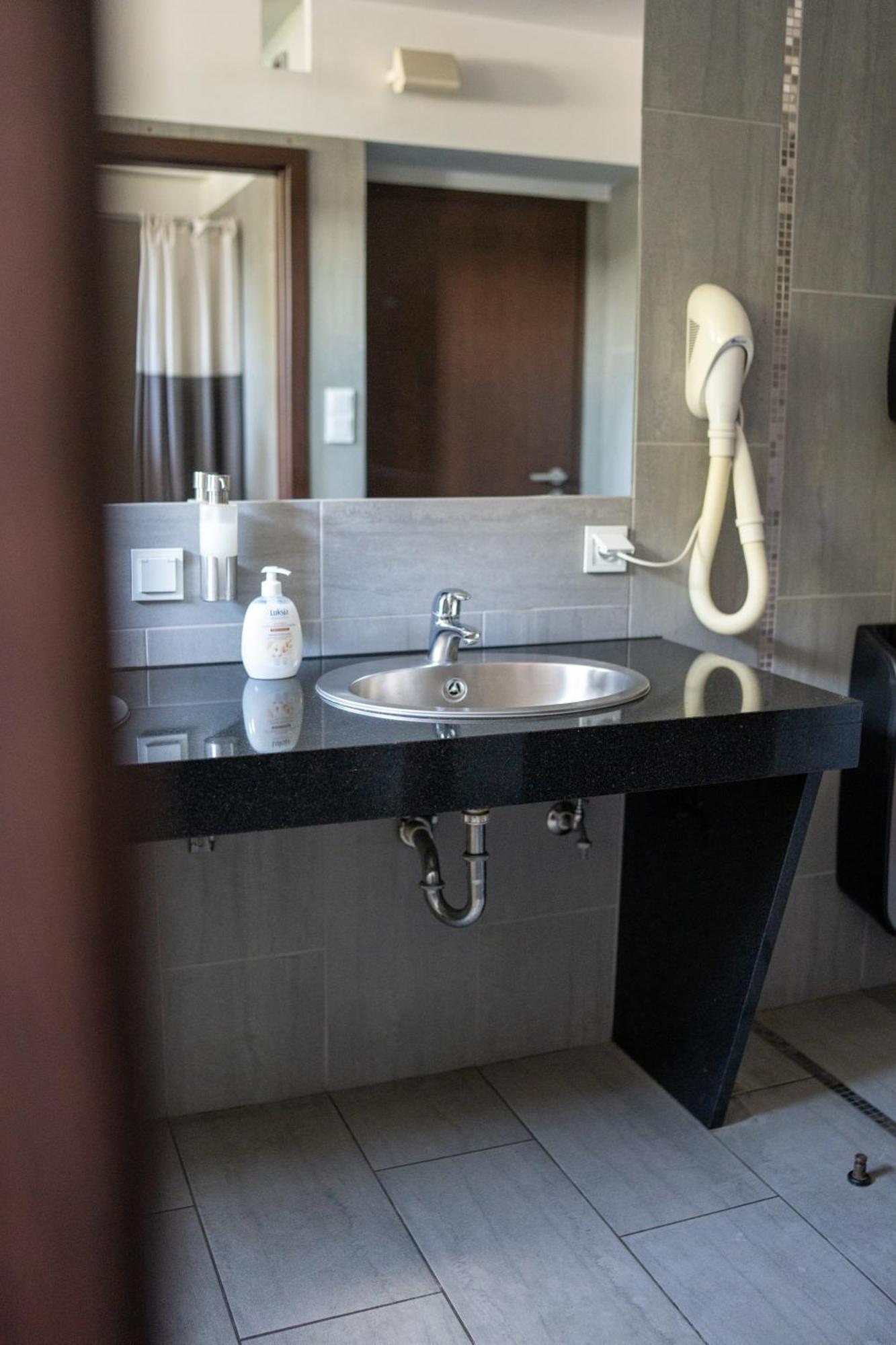 Aparthotel Strefa Budget Tychy Kültér fotó